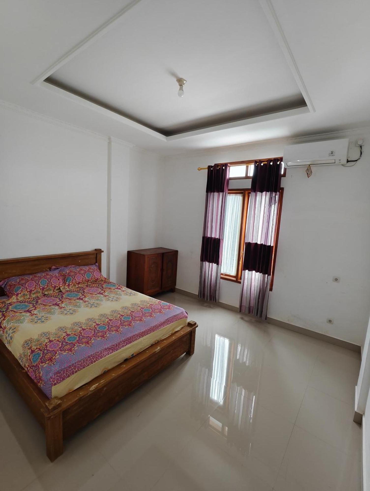 Ike'S Homestay Kuta  Екстер'єр фото